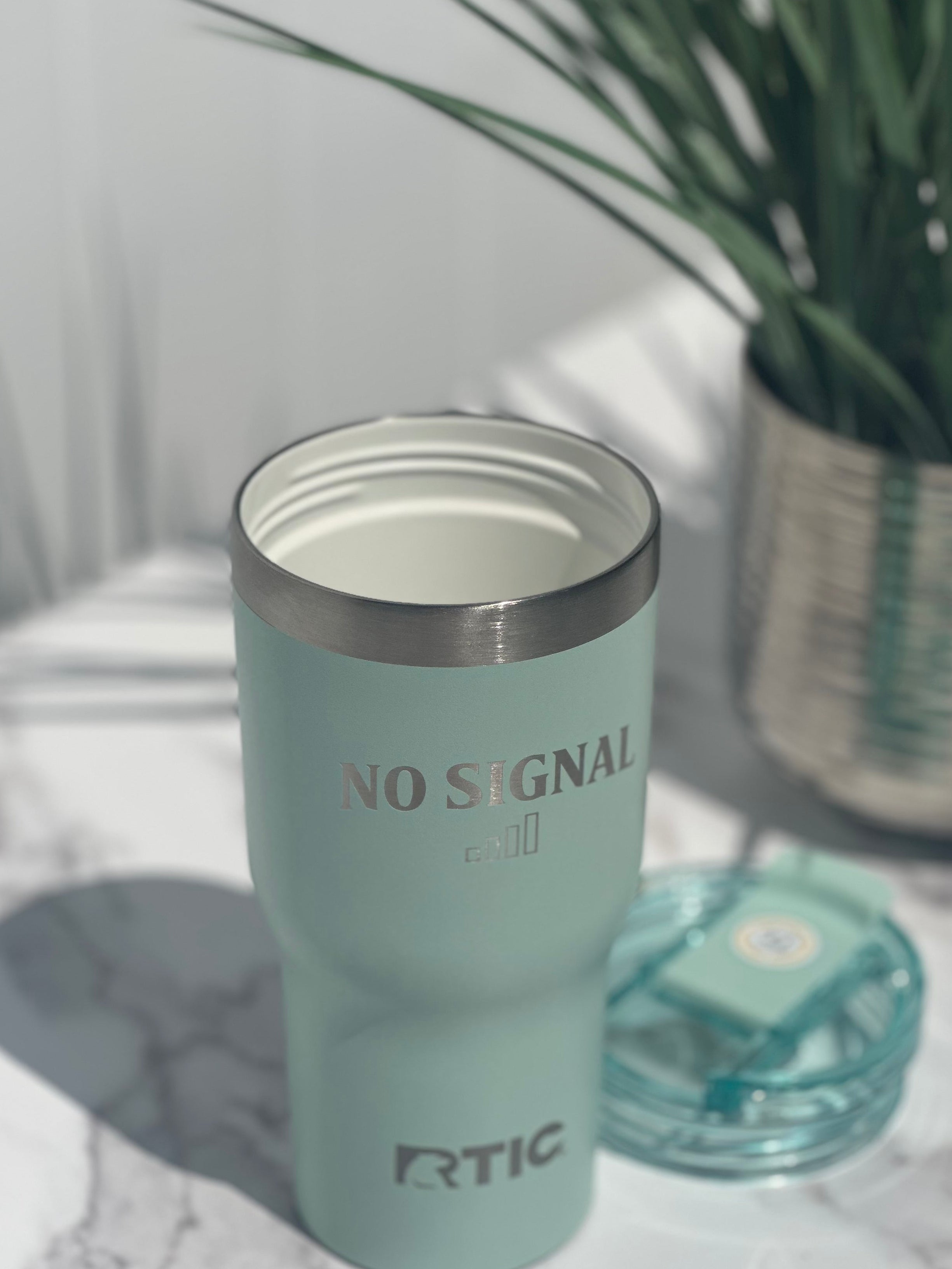 No Signal: Voyage 01